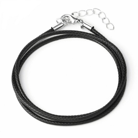 Lapis Lazuli and Labradorite Moon triangle point pendant with necklace - Picture 5 of 5